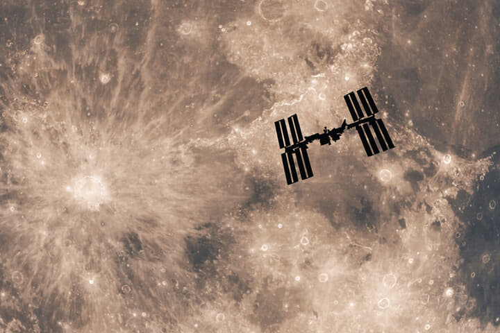 月面とISSのイメージ