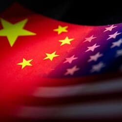 中国、米軍艦の南シナ海航行を「主権侵害」と非難　仁