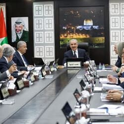 パレスチナ首相が辞意、「ガザ踏まえた政治的取り決め