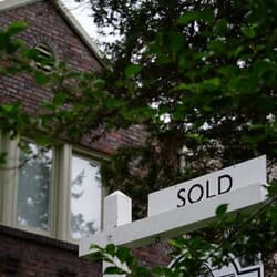 米3月中古住宅販売、前月比4.3％減の419万戸　