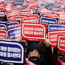 韓国首相、医学部定員増計画の調整表明　混乱収拾目指