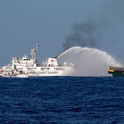フィリピン、南シナ海巡る合意否定　「中国のプロパガ