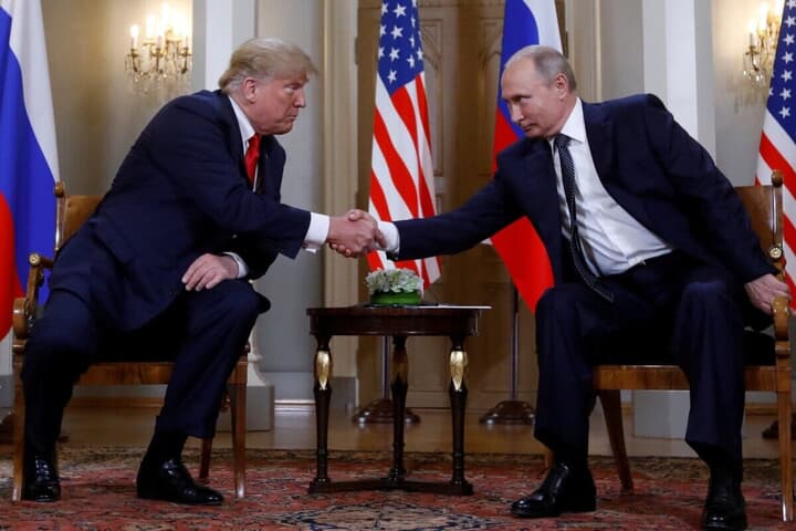 米トランプ前大統領と露プーチン大統領