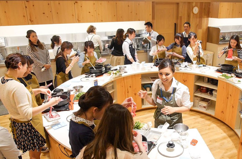 和食ブームだけじゃない、日本の料理教室がアジアで快進撃の理由