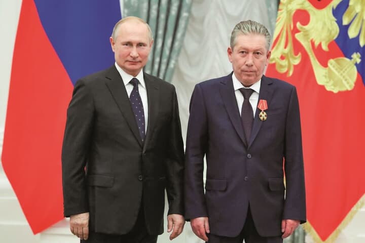 プーチンとマガノフ