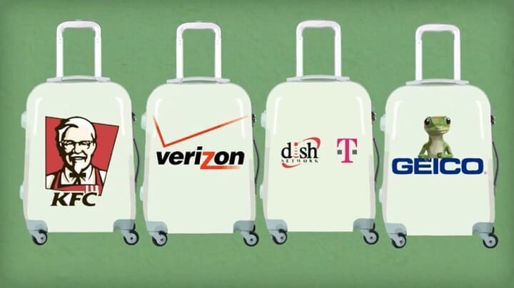 こちらがスーツケースの表面で、最大50種類の広告キャンペーンからデザインを選べる　Orion Travel Tech-YouTube