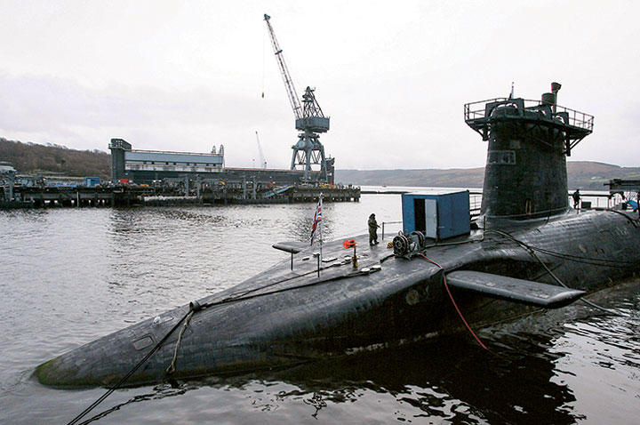核弾頭を搭載したイギリスの潜水艦
