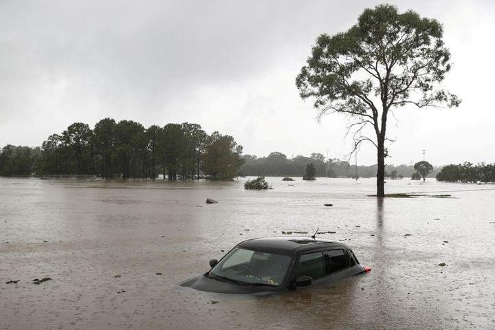 洪水のシドニー