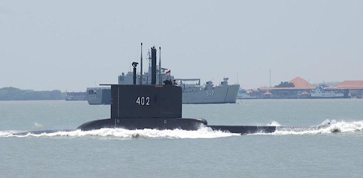 インドネシア海軍の潜水艦「KRIナンガラ402」　
