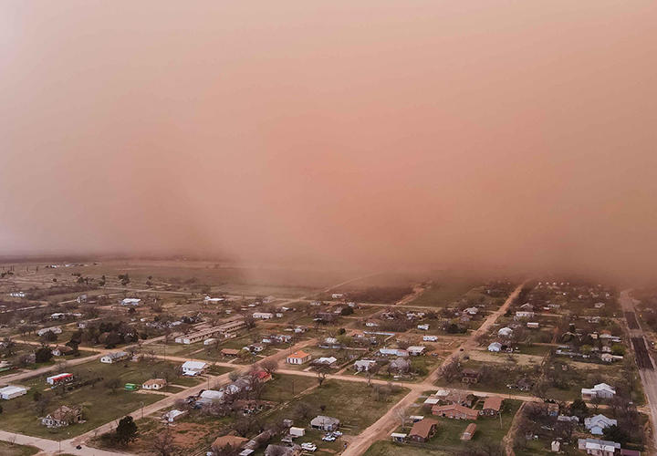 3月下旬にテキサスで発生した巨大砂嵐