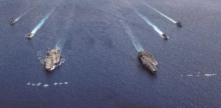 南シナ海に派遣された米空母（2020年7月6日）