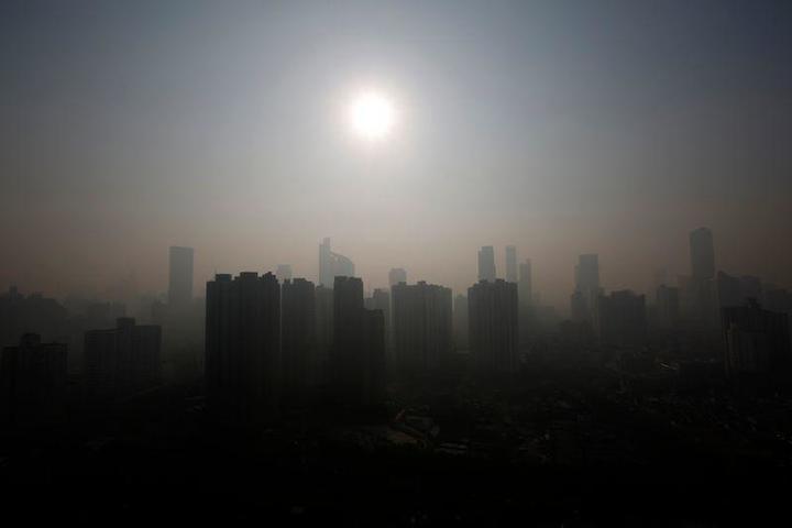 大気汚染の広がる上海