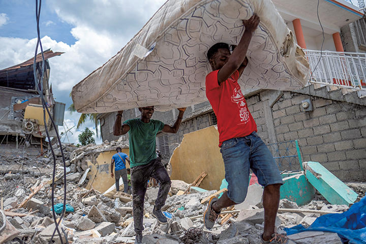 ハイチ　地震被害