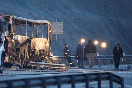 ブルガリアの夜行バス事故現場
