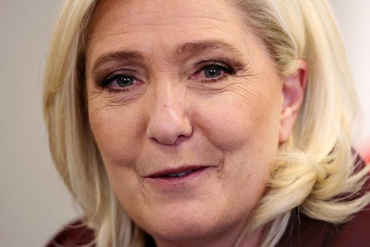 フランス大統領選に挑む極右政党、国民連合（RN）のマリーヌ・ルペン