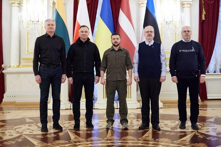 ポーランド、リトアニア、ラトビア、エストニア、ウクライナの首脳