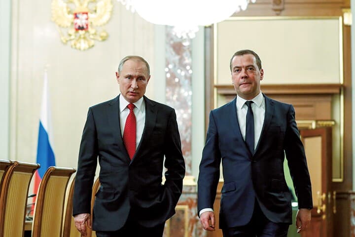 プーチンとメドベージェフ