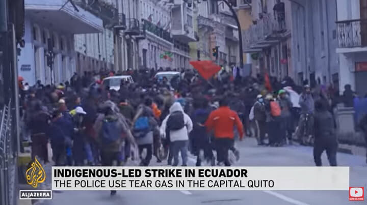 エクアドルの抗議デモ