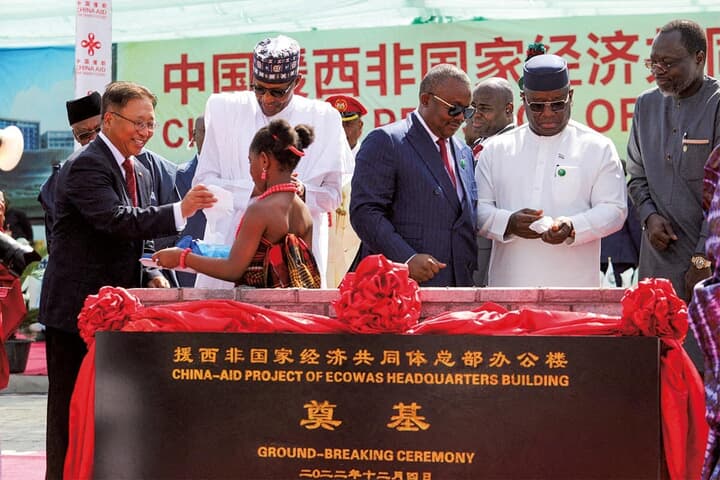 中国によるアフリカ支援の現場