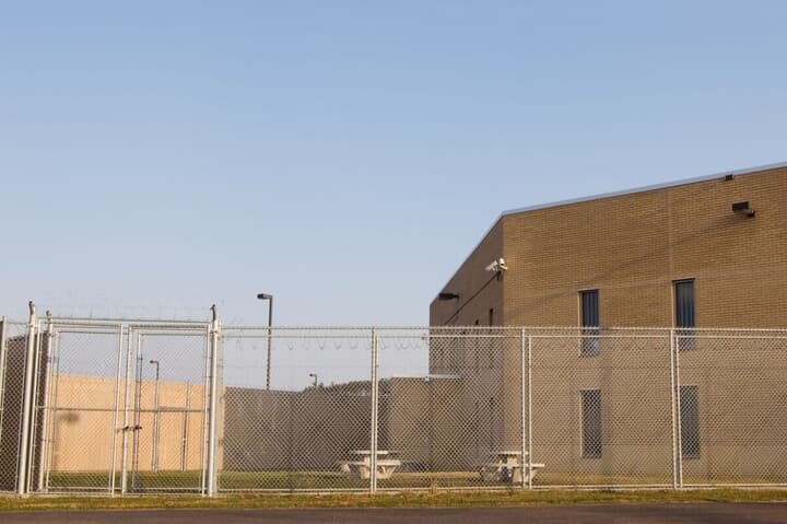 海外の刑務所イメージ画像