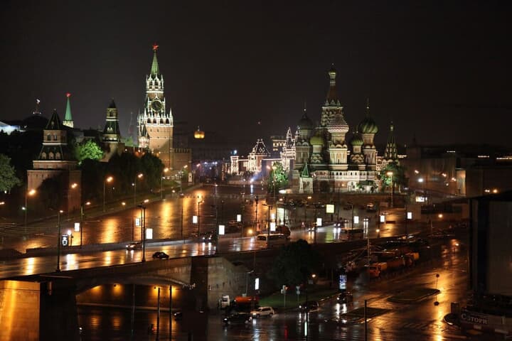 夜のモスクワ市内