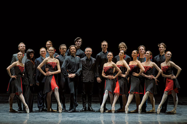 ウクライナ国立バレエ今年の新作『ファイブ・タンゴ』。劇場のダンサーたちと寺田