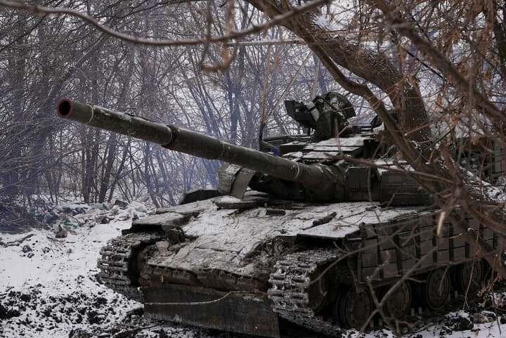 ウクライナ軍のT-64戦車