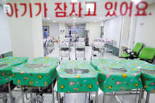 首都ソウルにある産院でも新生児室には空きベッドが目立つ　YONHAP NEWS/AFLO