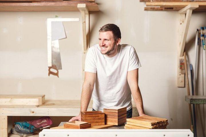 使い古しの割り箸が家具や生活雑貨に 寿司好きな木材専門家のアイデア ワールド For Woman ニューズウィーク日本版 オフィシャルサイト