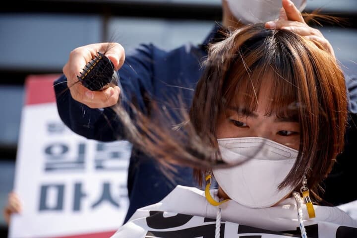 福島第一原発の処理水放出への抗議デモ